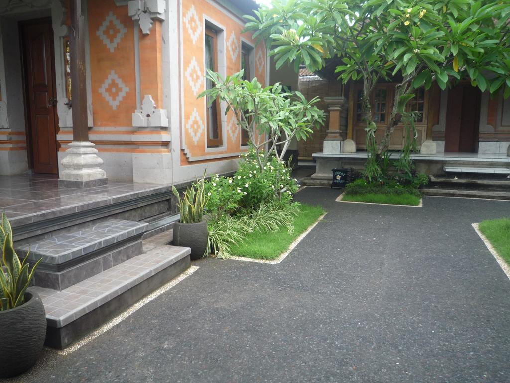 Pratama house Apartment Ubud  Luaran gambar