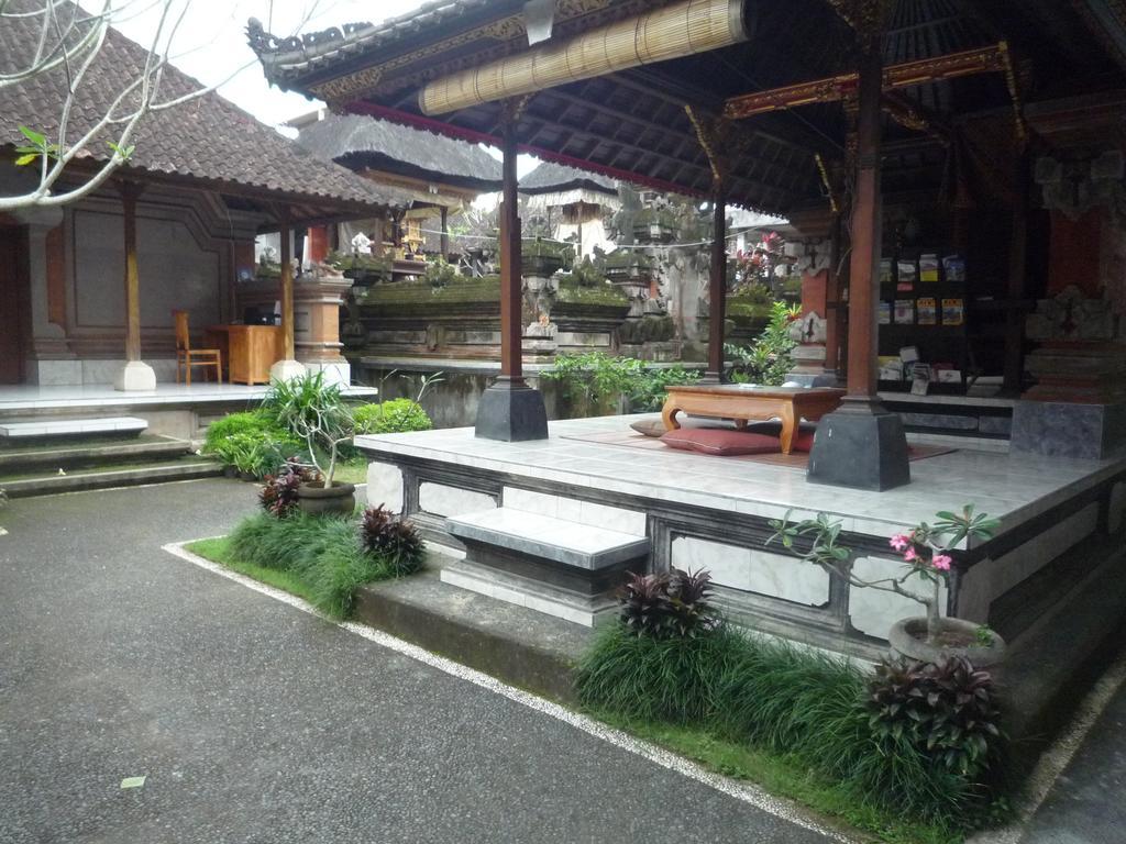 Pratama house Apartment Ubud  Luaran gambar